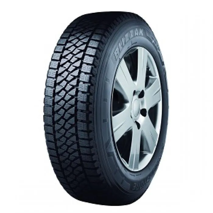 Pneumatici nuovi BRIDGESTONE BLIZZAK W810 C 8PR BSW M+S 3PMSF 205 70 15 106R Invernali