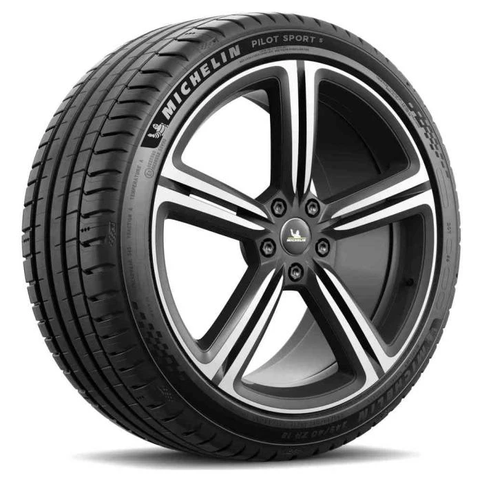 Pneumatici nuovi MICHELIN PILOT SPORT 5 XL * RG 255 35 19 96Y